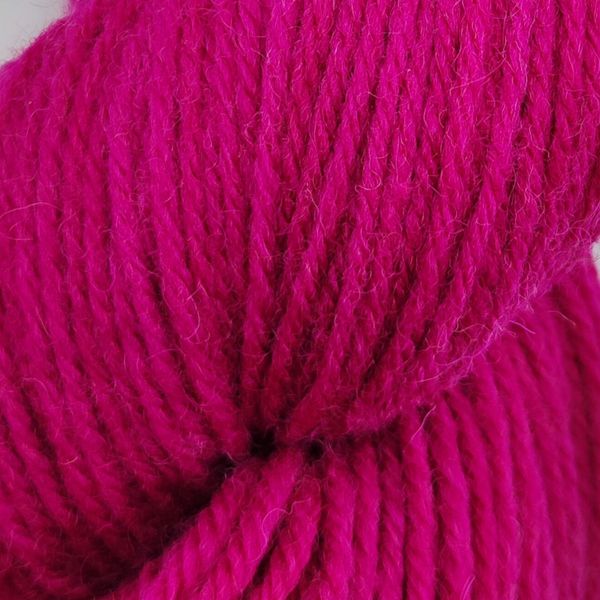 ПРЯЖА FALKLAND WORSTED/ФОЛКЛЭНД ВОРСТЭД, тёмная фуксия Mulberry73160 49 фото