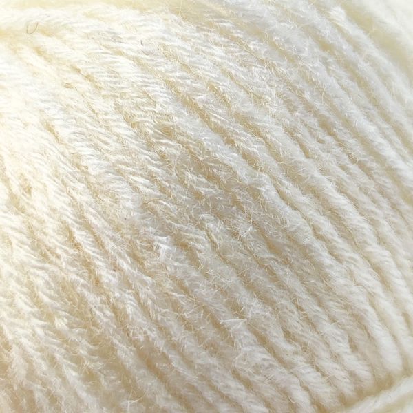 Пряжа Bambino Lux Wool/Бамбино Люкс Вул, молочный 70018, Etrofil 257 фото